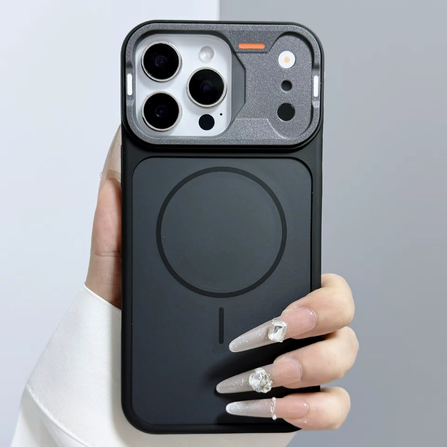 TRANSPARENT IPHONE CASE